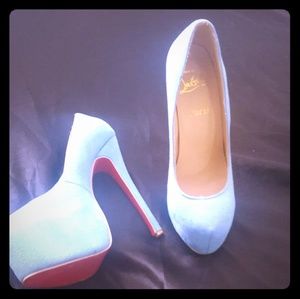 Louboutin daffodils size 37 teal